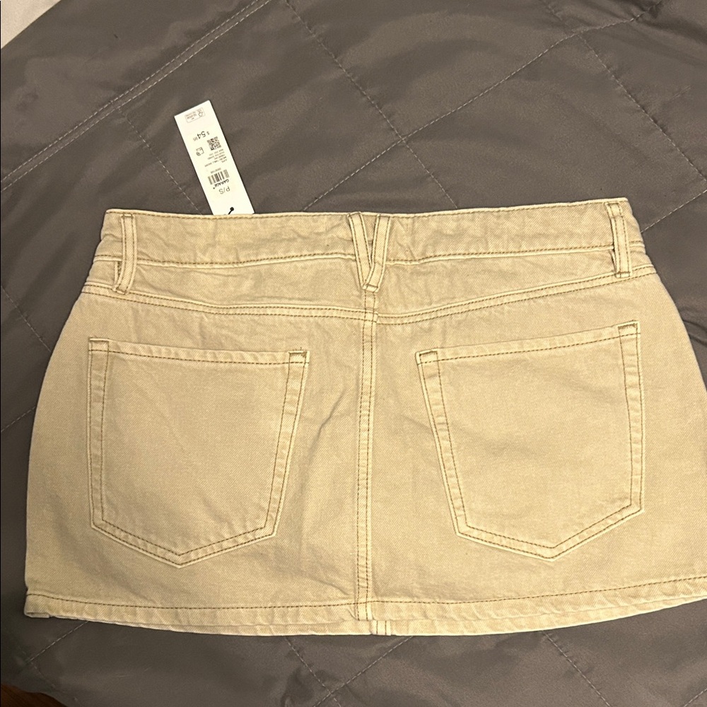 Garage Women's Beige Mini Skirt - Picture 3 of 3